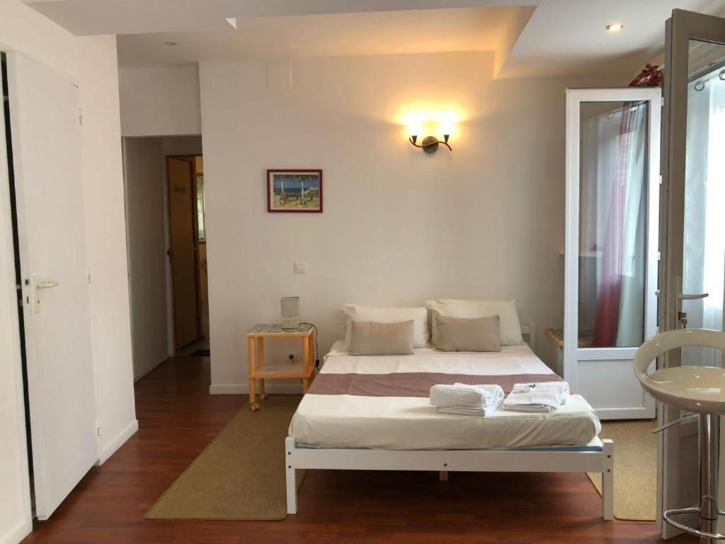 Apartment Padre Pio & St Michel Archange Hotel 3*
